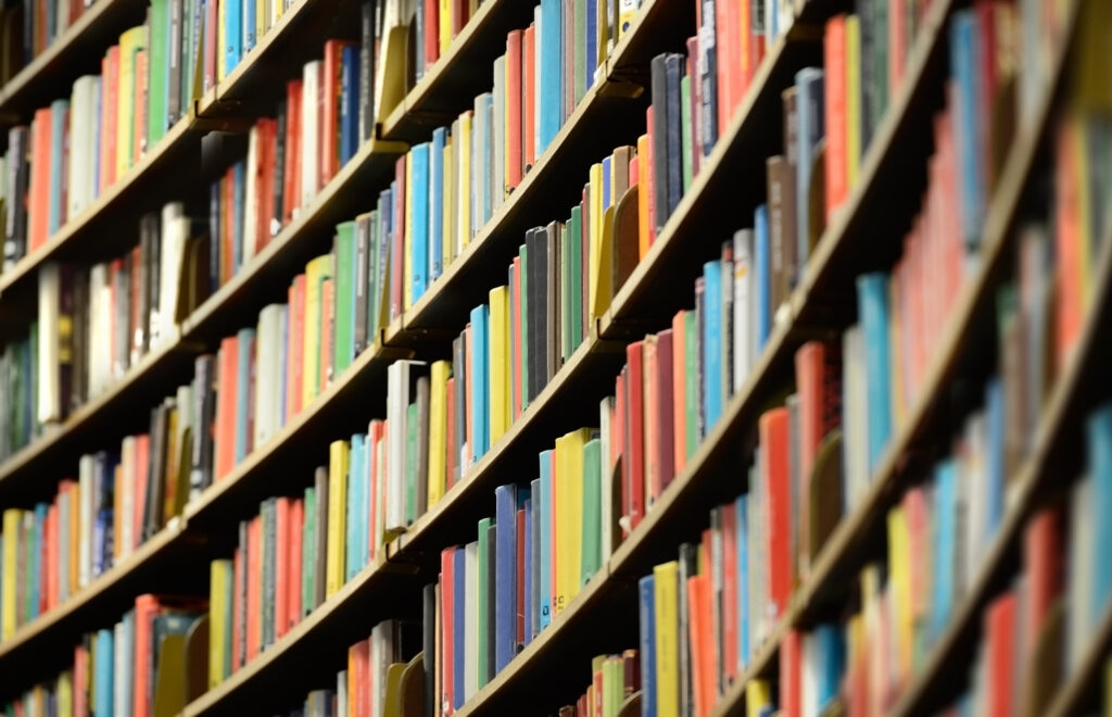 Library bookshelf, shallow DOF