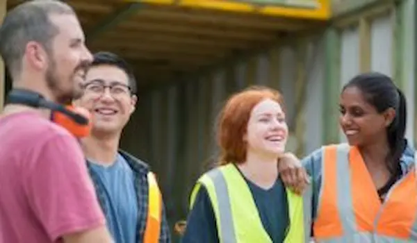 workers on site - KPA